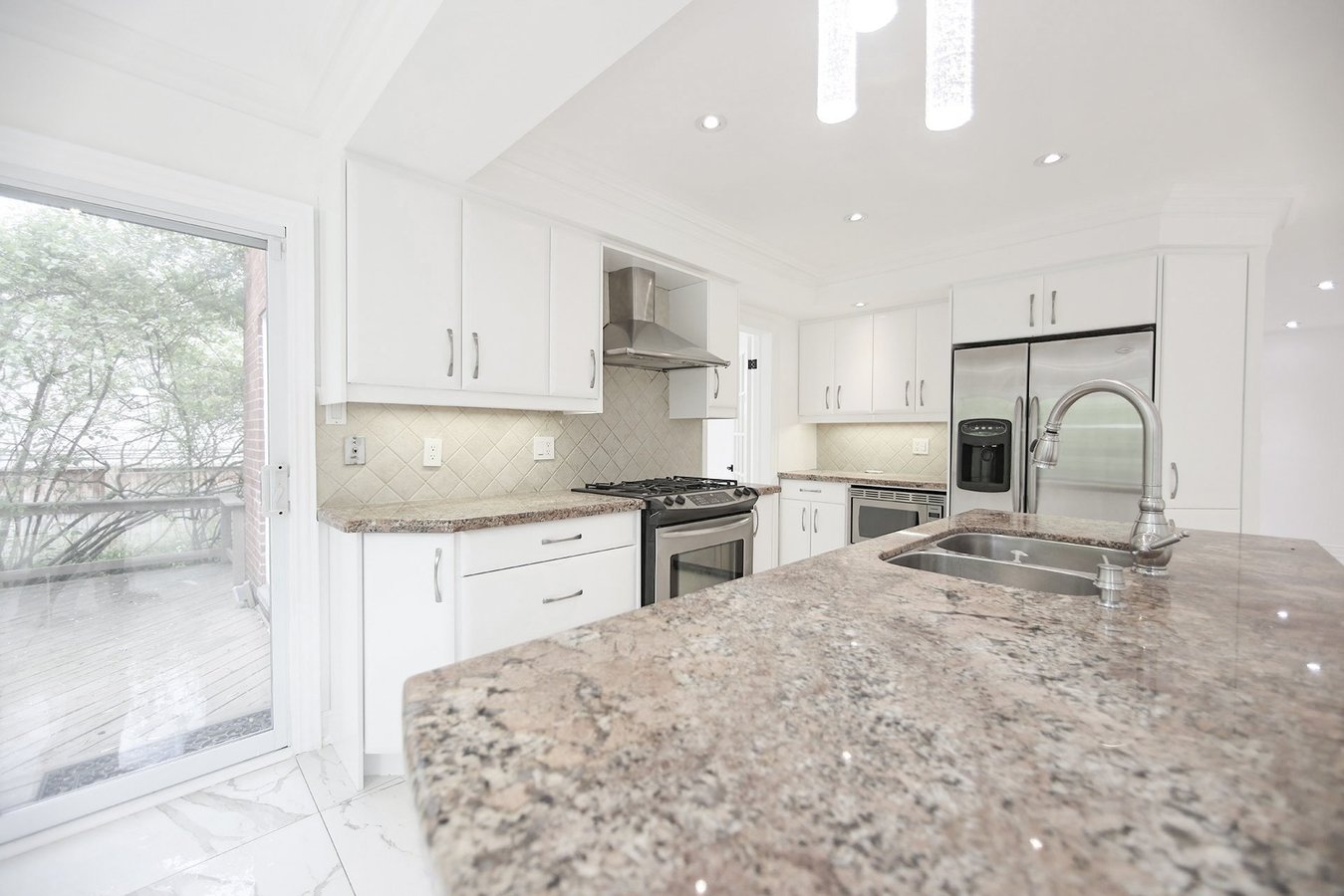 89 Old Yonge Street - Photo 7