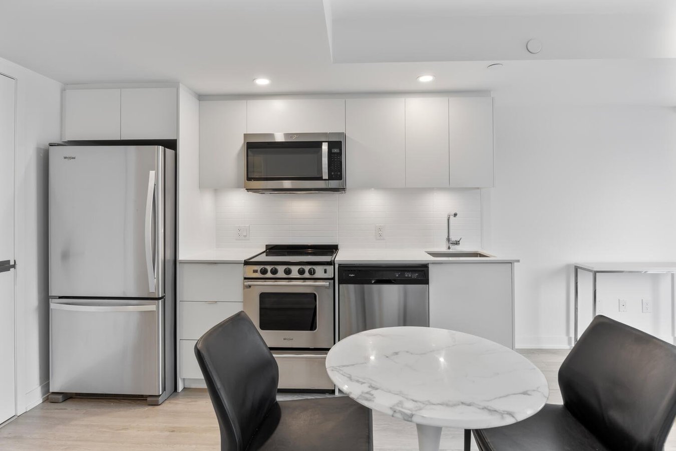 480 Wilson Avenue - Photo 2