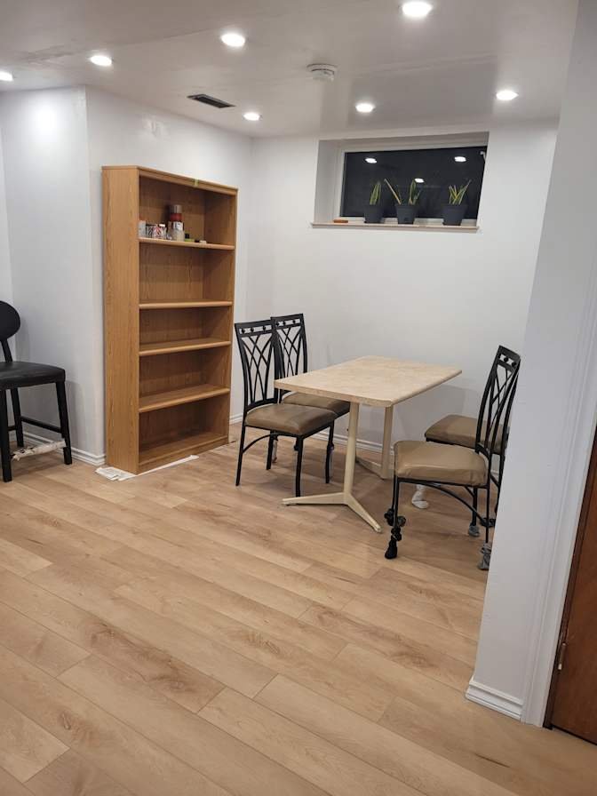 Blake Avenue - Photo 6