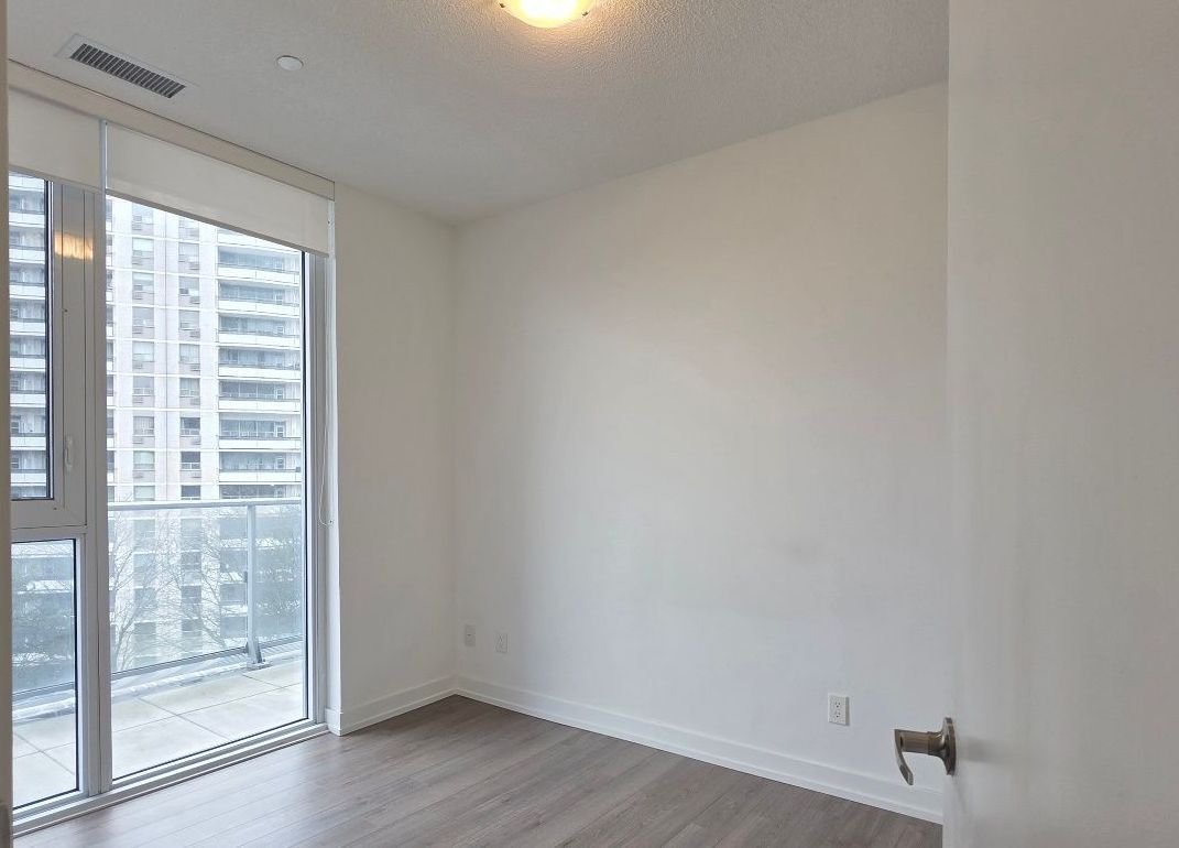 5180 Yonge Street - Photo 9