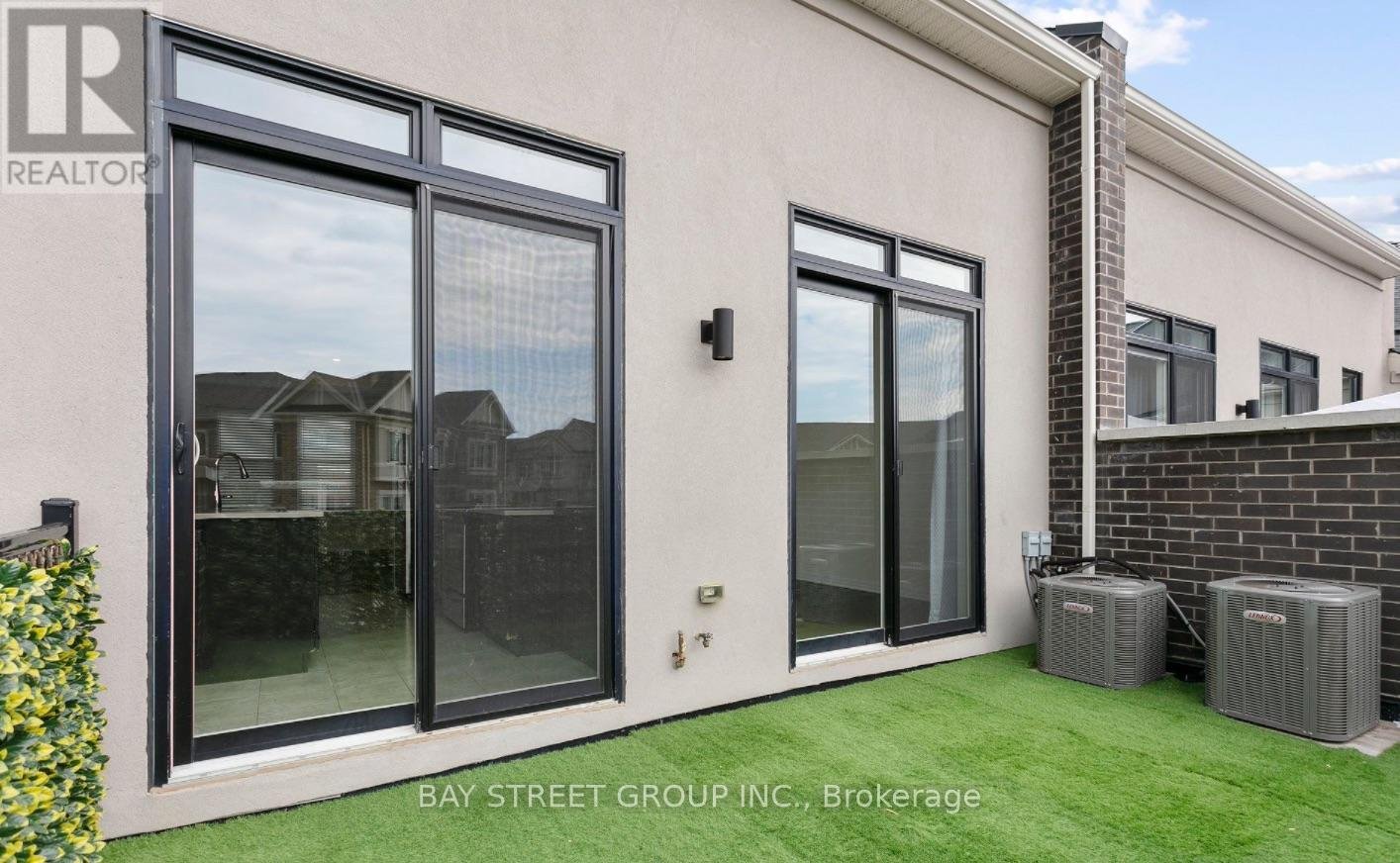 3091 GEORGE SAVAGE AVENUE NE - Photo 16