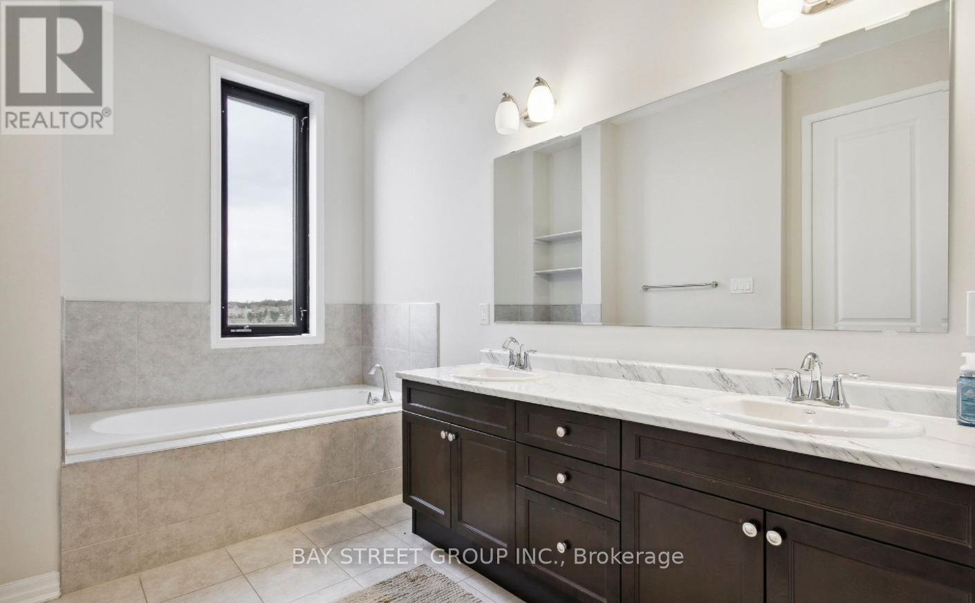 3091 GEORGE SAVAGE AVENUE NE - Photo 27