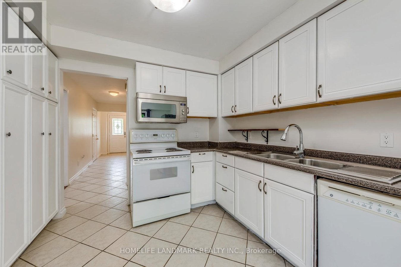 1226 COTTONWOOD CRESCENT - Photo 12