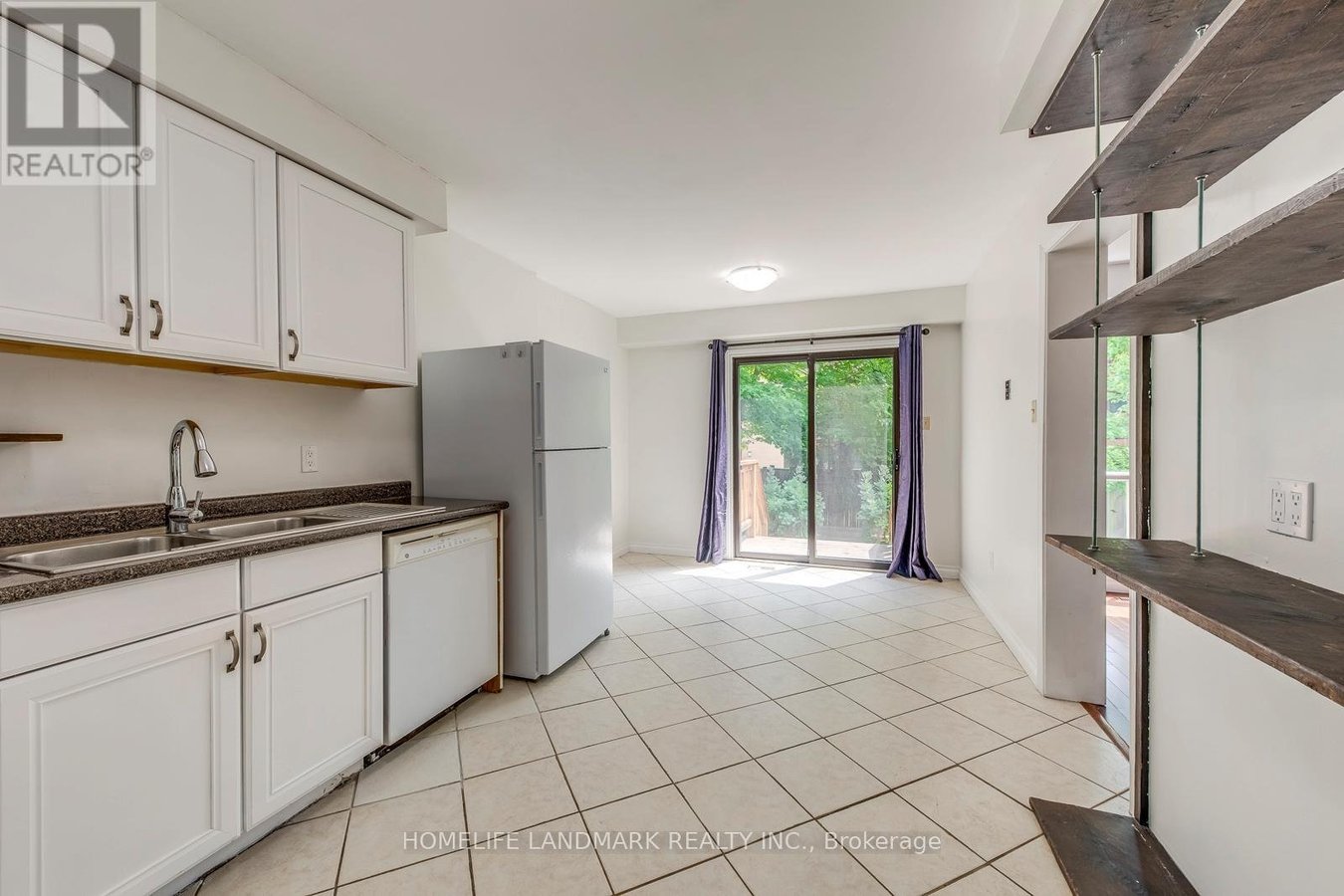 1226 COTTONWOOD CRESCENT - Photo 13