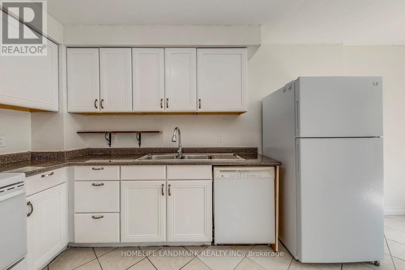 1226 COTTONWOOD CRESCENT - Photo 15