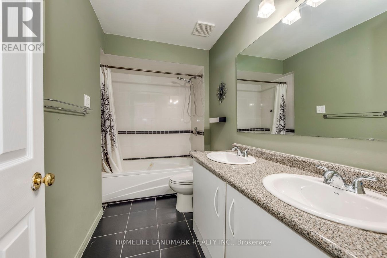 1226 COTTONWOOD CRESCENT - Photo 22