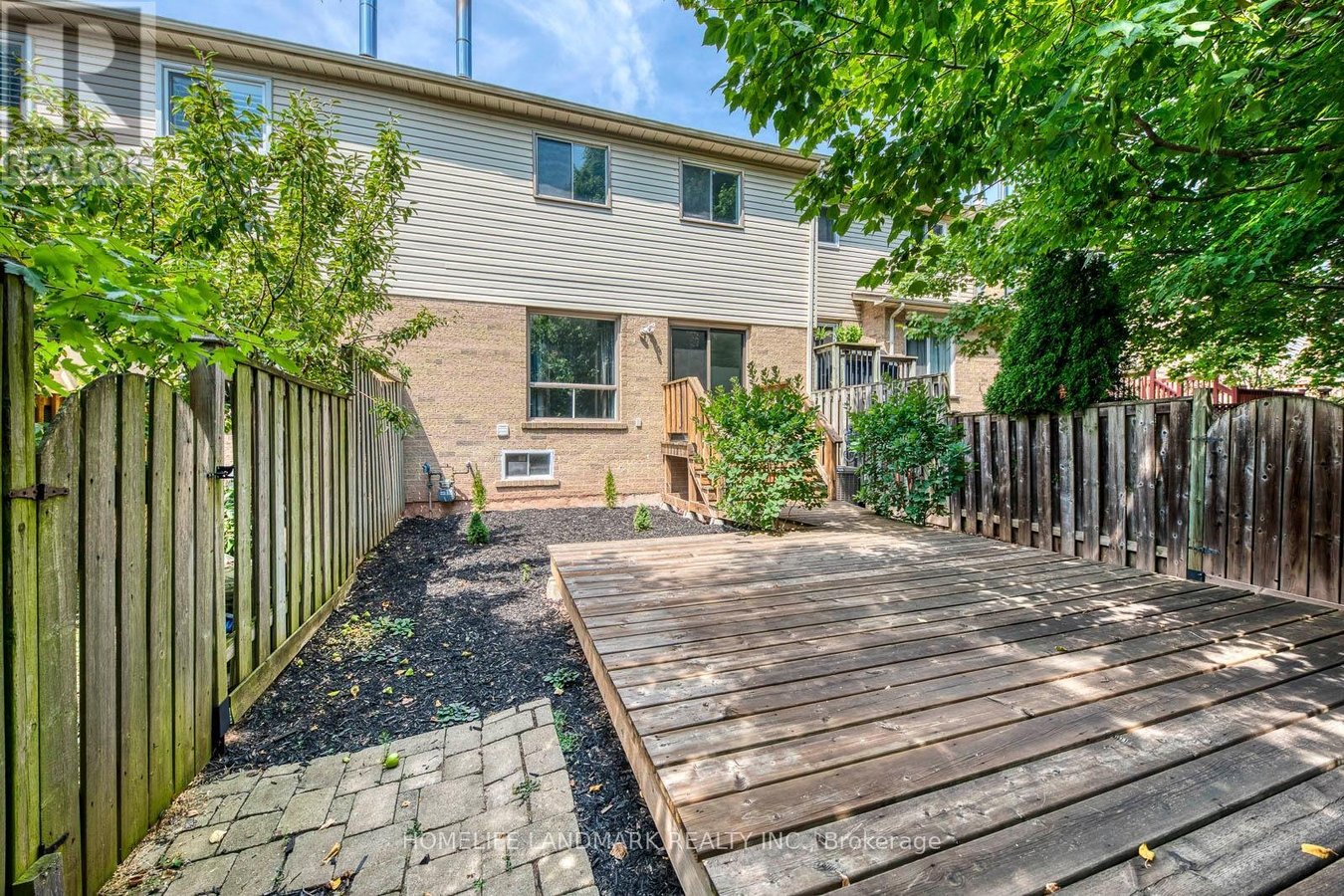1226 COTTONWOOD CRESCENT - Photo 36