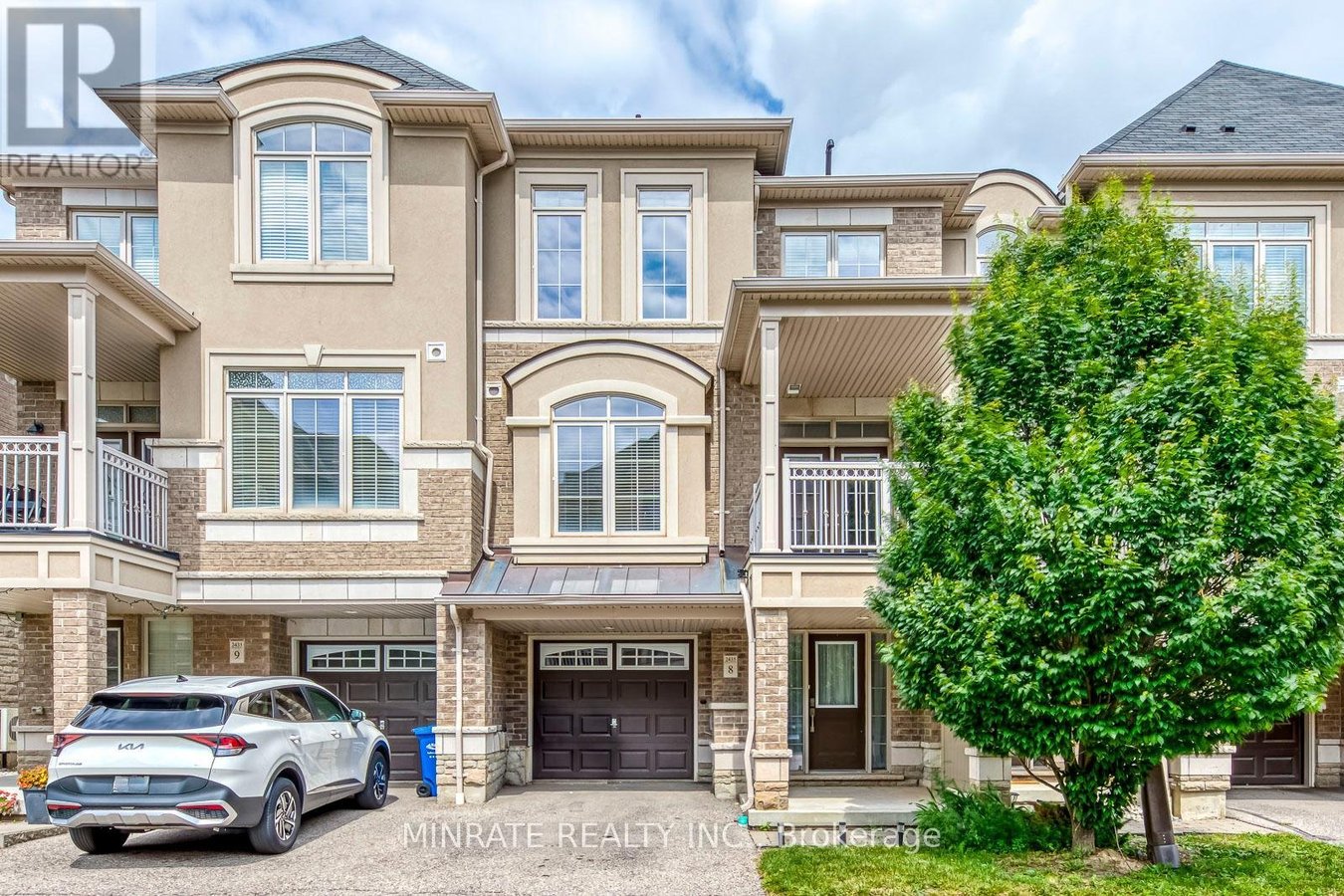 8 - 2435 GREENWICH DRIVE - Photo 1