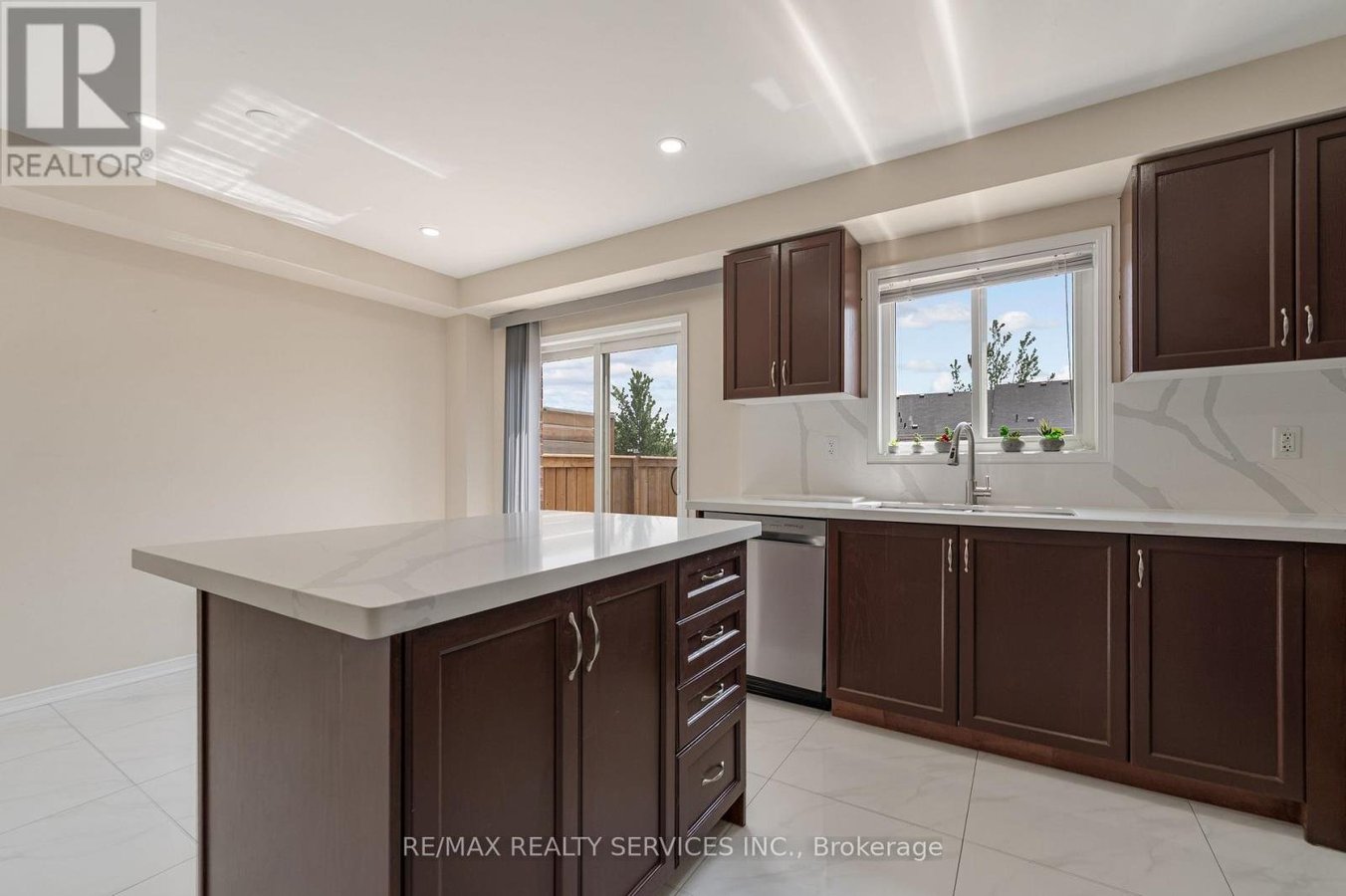46 - 2187 FIDDLERS WAY - Photo 16