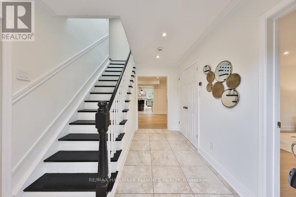 1316 CAMBRIDGE DRIVE - Photo 17