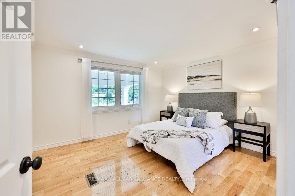 1316 CAMBRIDGE DRIVE - Photo 22