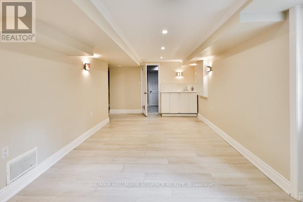 1316 CAMBRIDGE DRIVE - Photo 28
