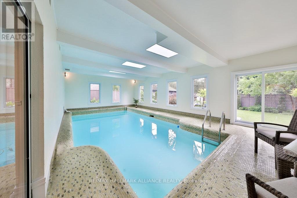 1316 CAMBRIDGE DRIVE - Photo 32