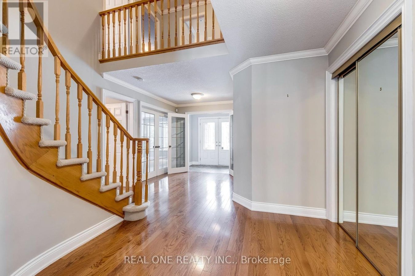 1369 MAPLERIDGE CRESCENT - Photo 3