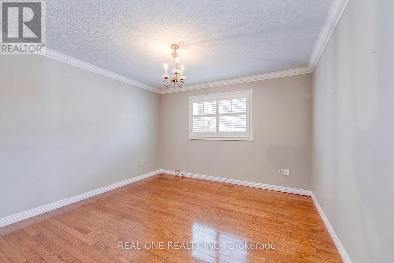 1369 MAPLERIDGE CRESCENT - Photo 13