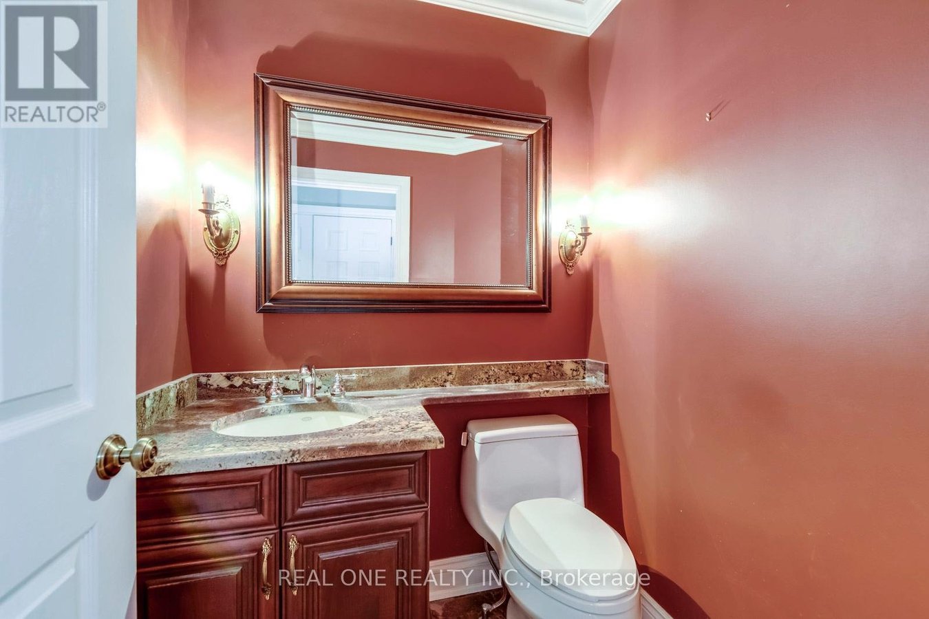 1369 MAPLERIDGE CRESCENT - Photo 14