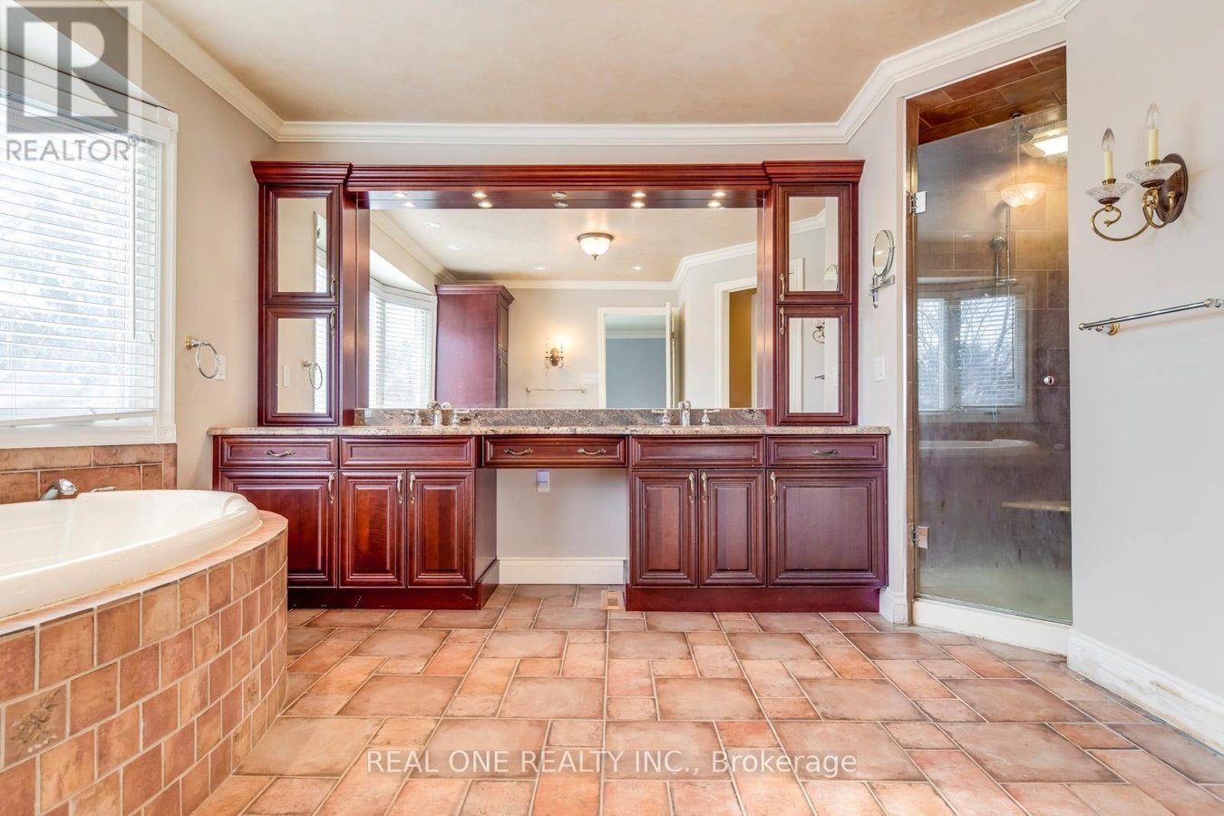 1369 MAPLERIDGE CRESCENT - Photo 19