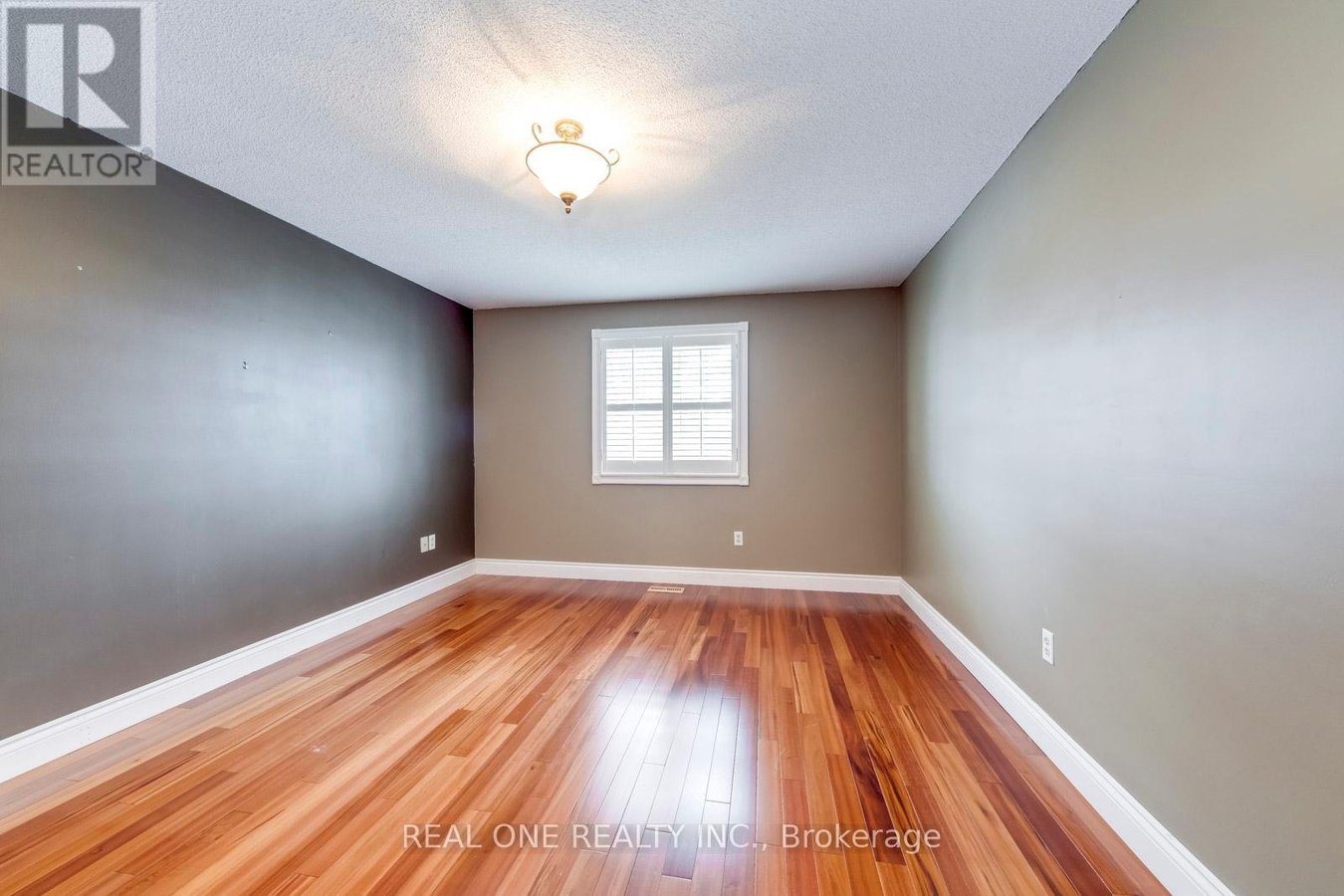 1369 MAPLERIDGE CRESCENT - Photo 22