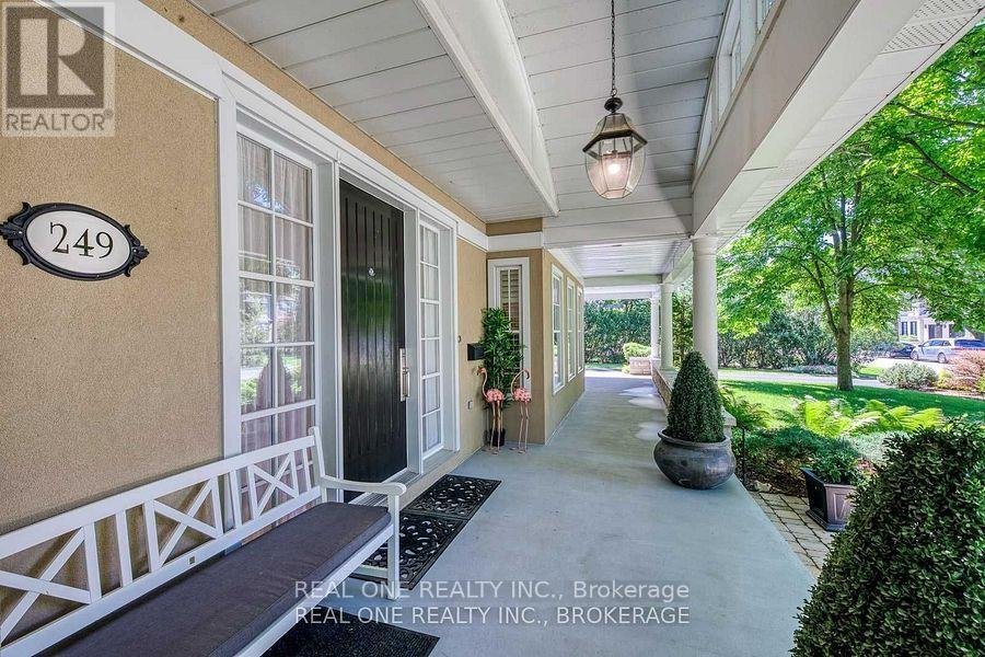 249 POPLAR DRIVE - Photo 2