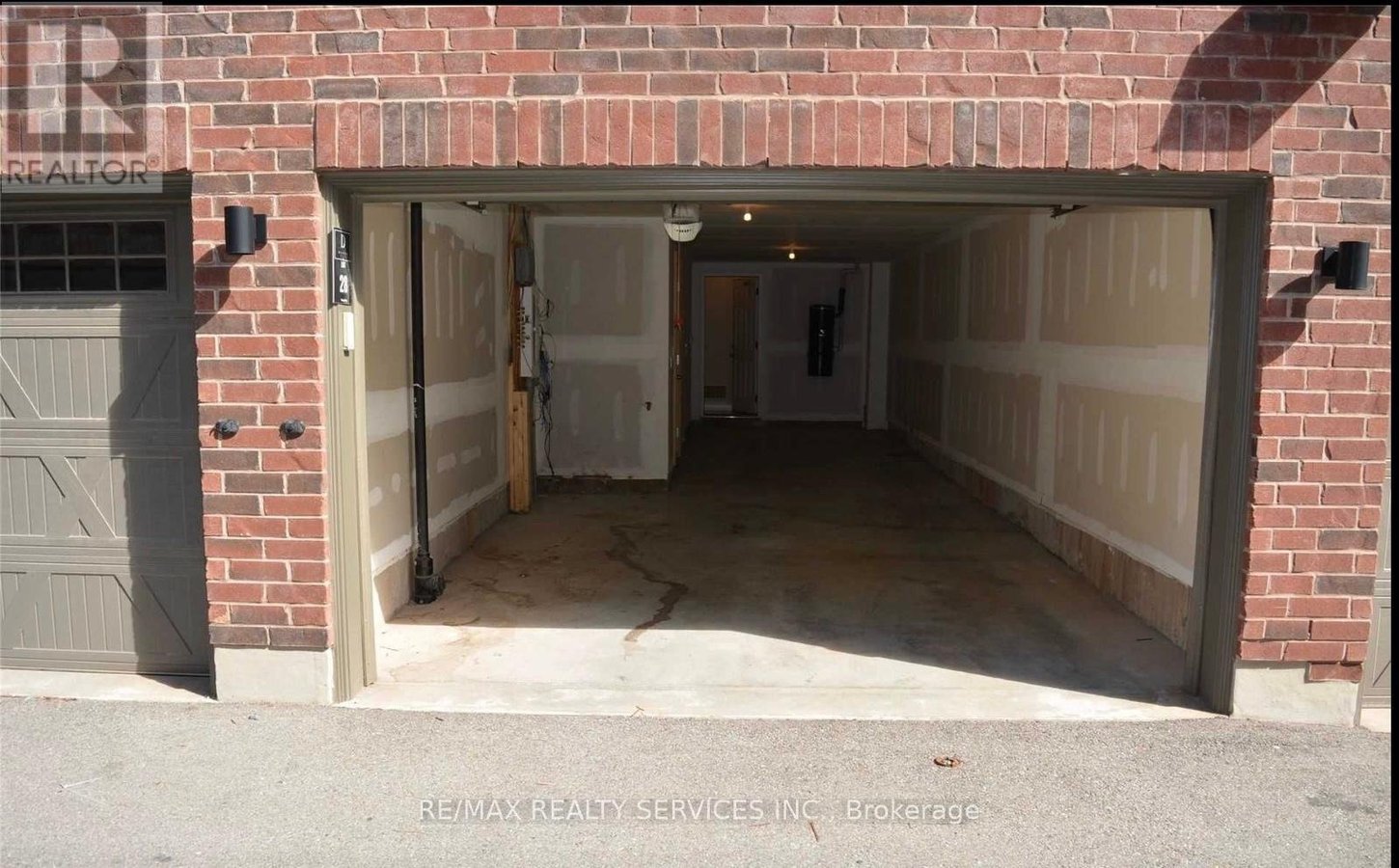 28 - 2184 TRAFALGAR ROAD - Photo 28