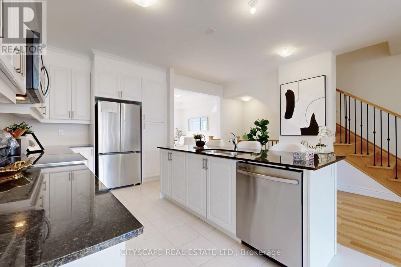 6 MARVIN AVENUE - Photo 12