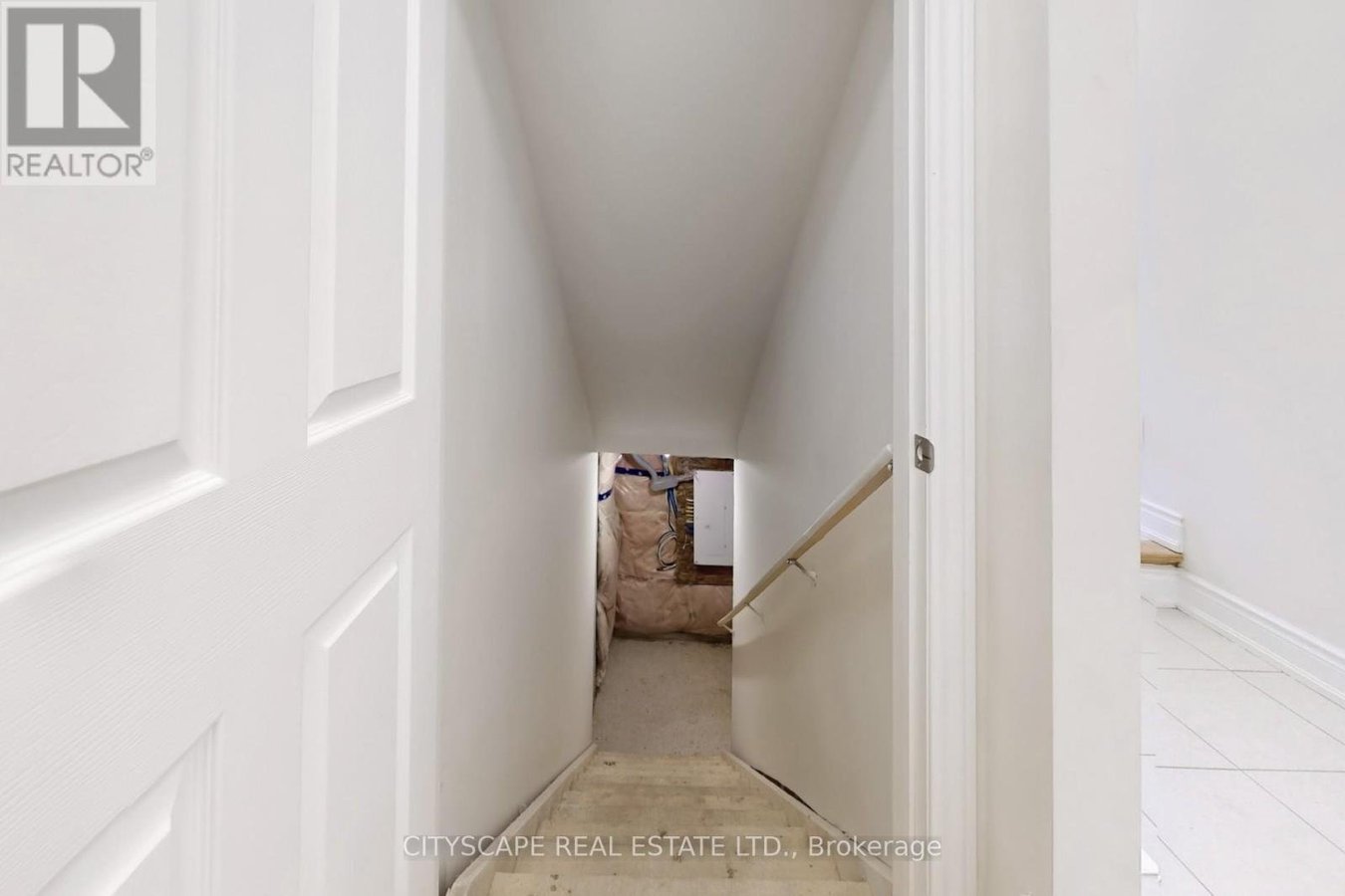 6 MARVIN AVENUE - Photo 25