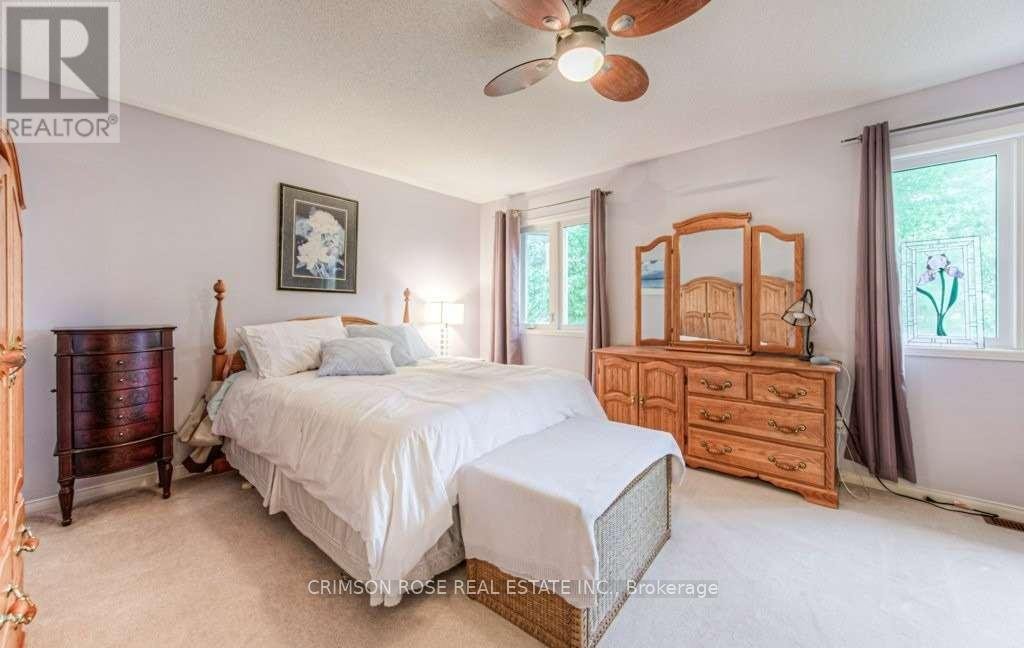 2096 GLENHAMPTON ROAD - Photo 24