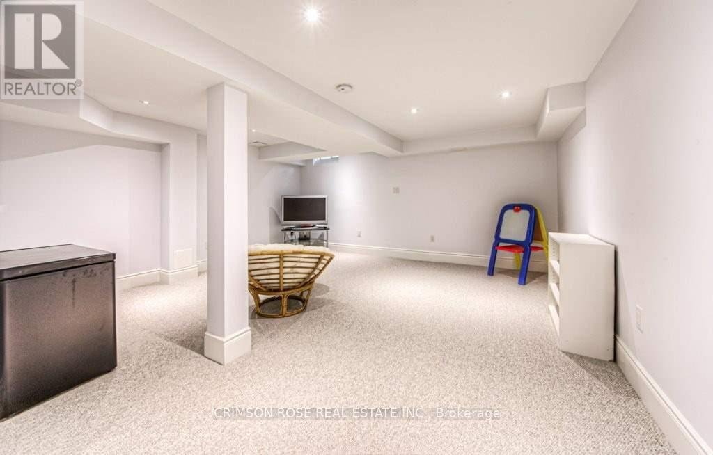 2096 GLENHAMPTON ROAD - Photo 27