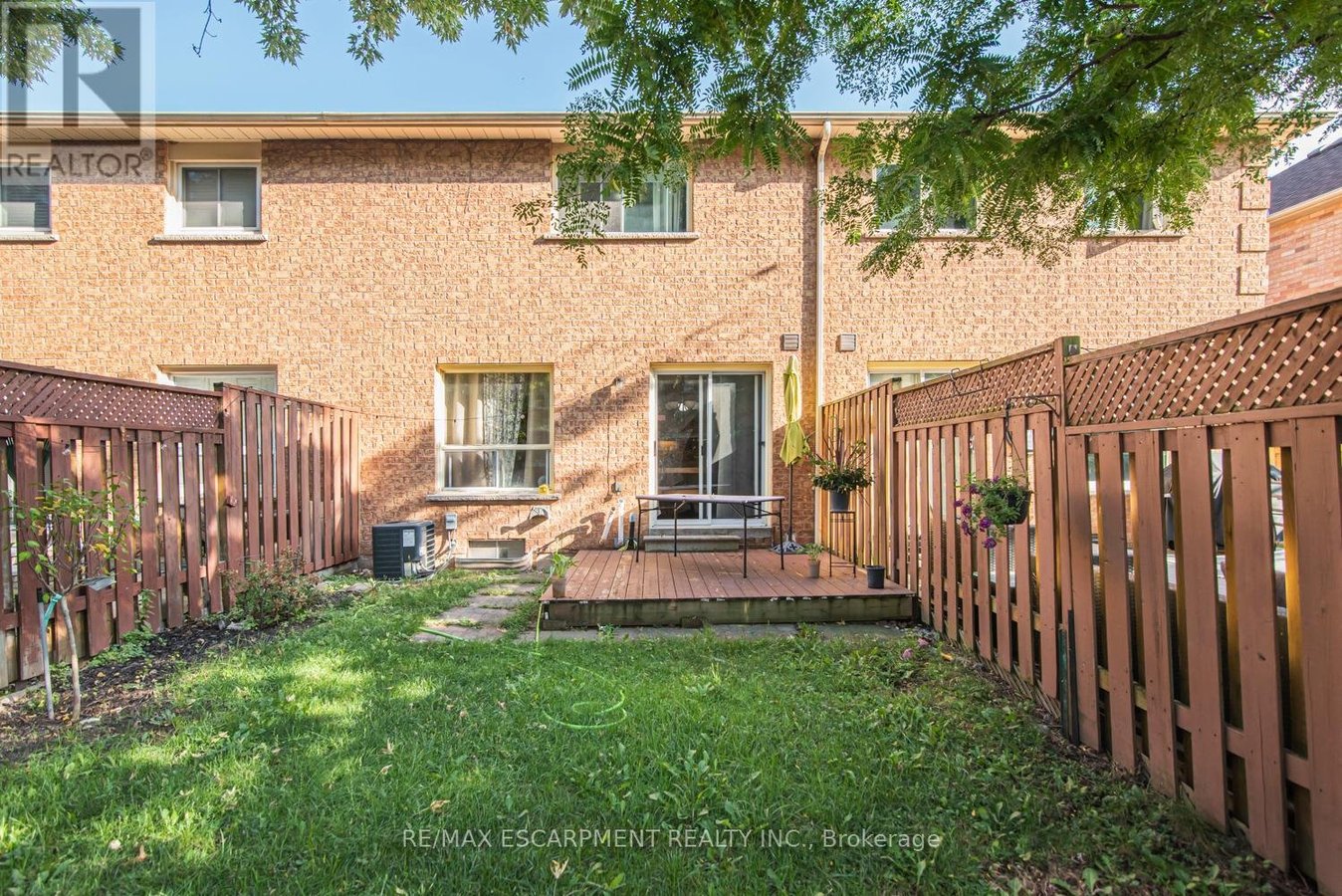 1183 WESTVIEW TERRACE - Photo 28