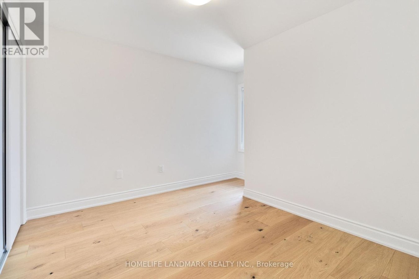 3303 SIXTH LINE - Photo 33