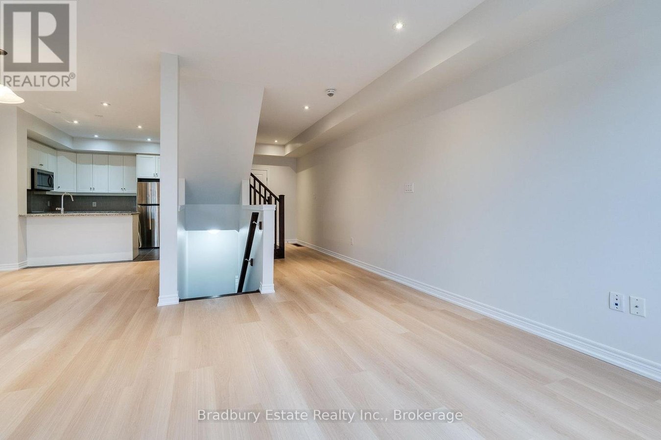 3105 BLACKFRIAR COMMON - Photo 14