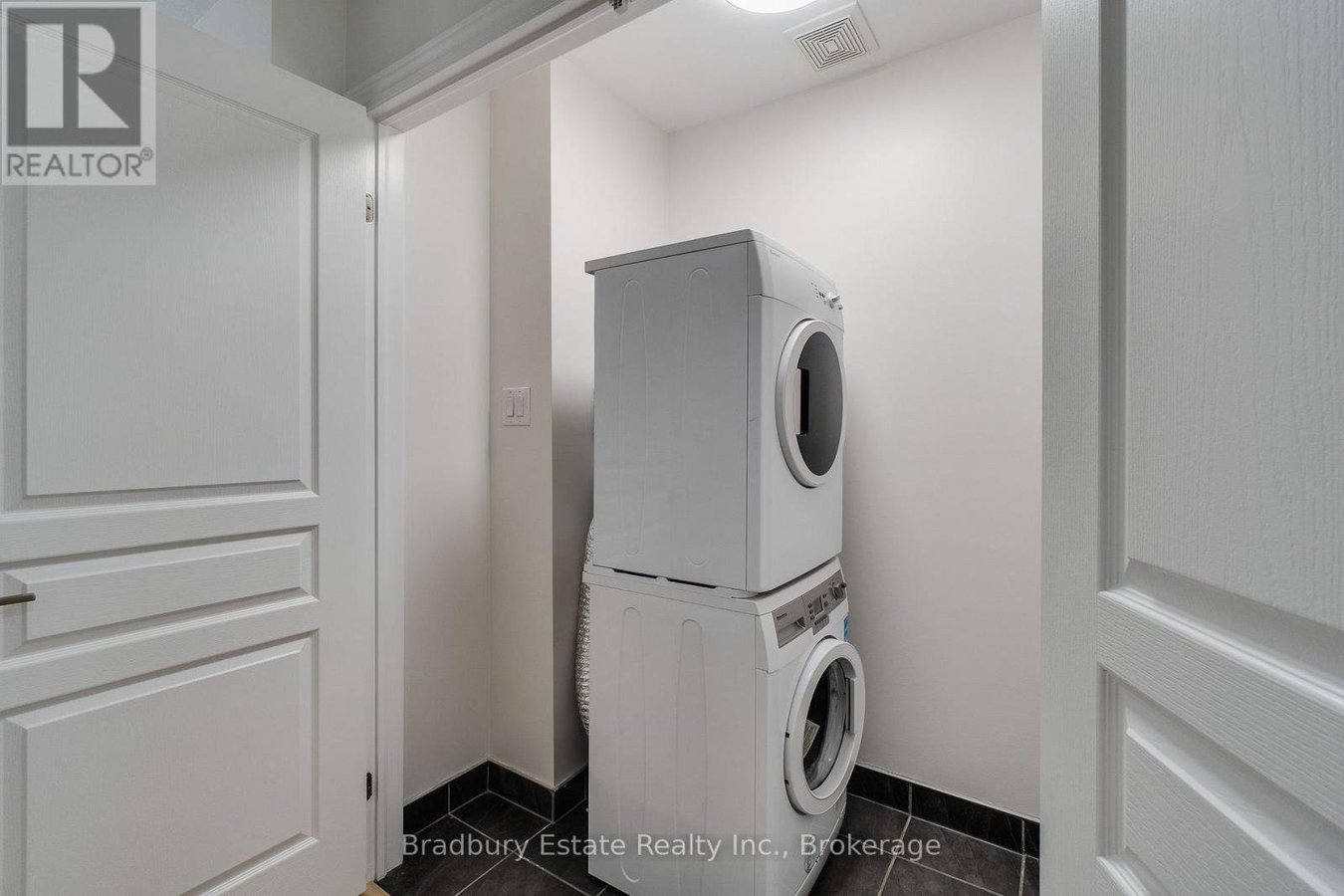 3105 BLACKFRIAR COMMON - Photo 19