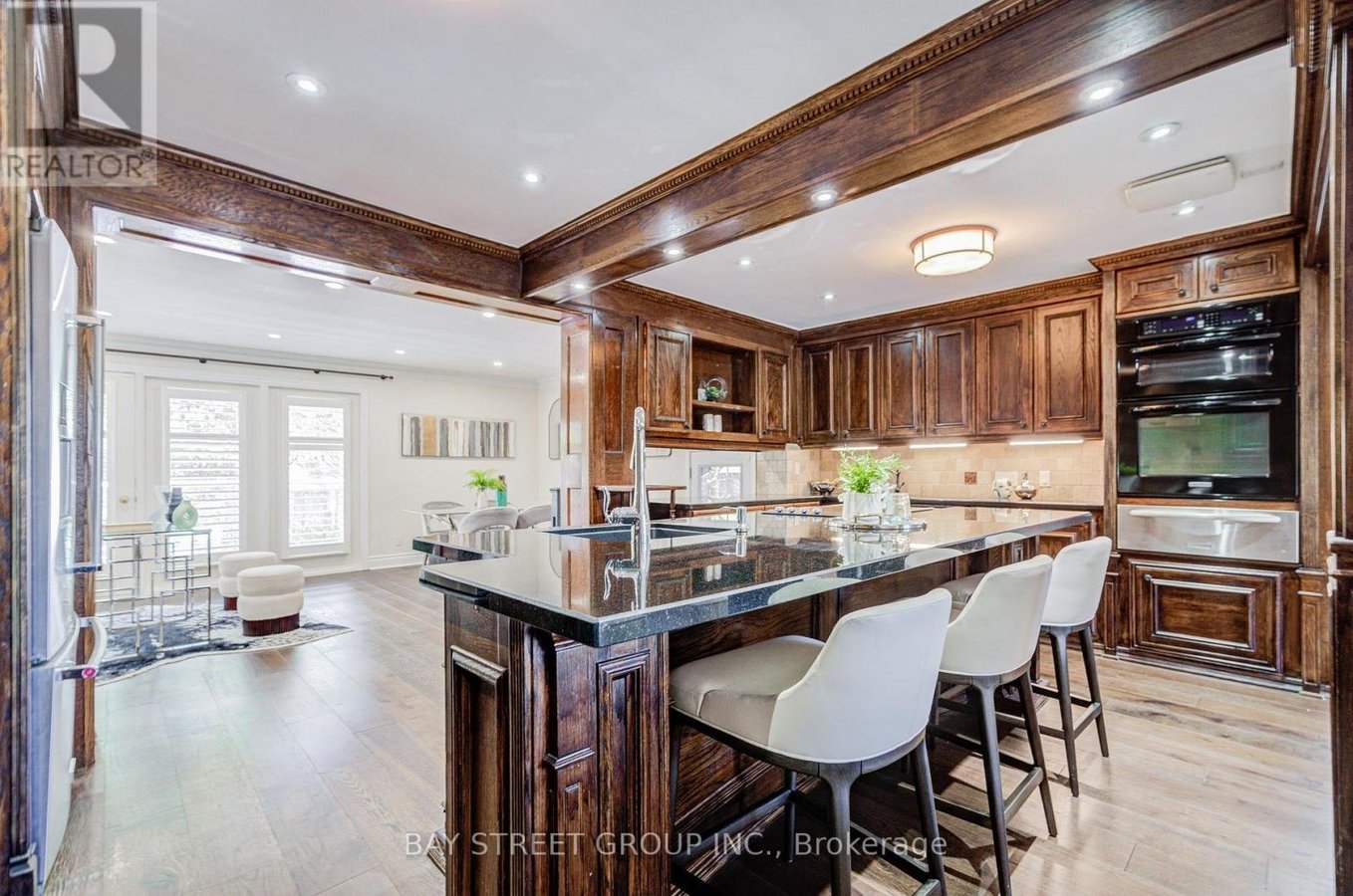 363 LAKESHORE ROAD W - Photo 13
