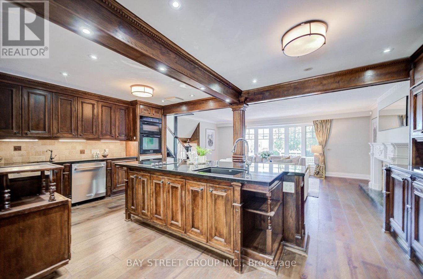 363 LAKESHORE ROAD W - Photo 15