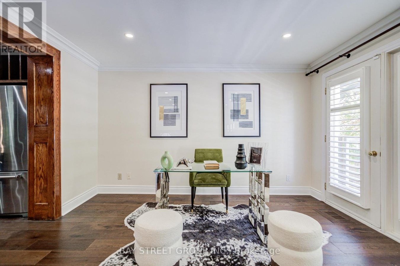 363 LAKESHORE ROAD W - Photo 17