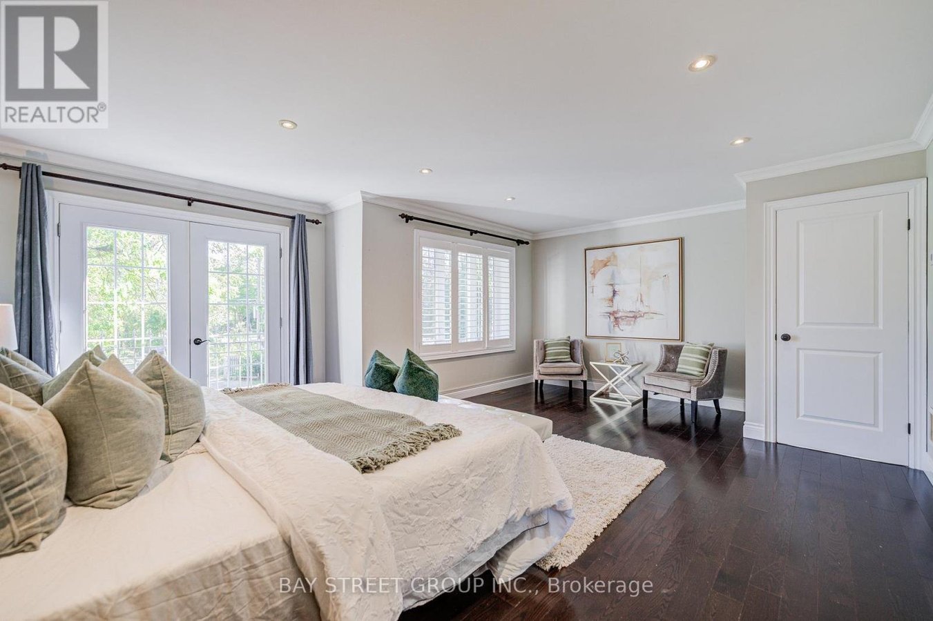 363 LAKESHORE ROAD W - Photo 32