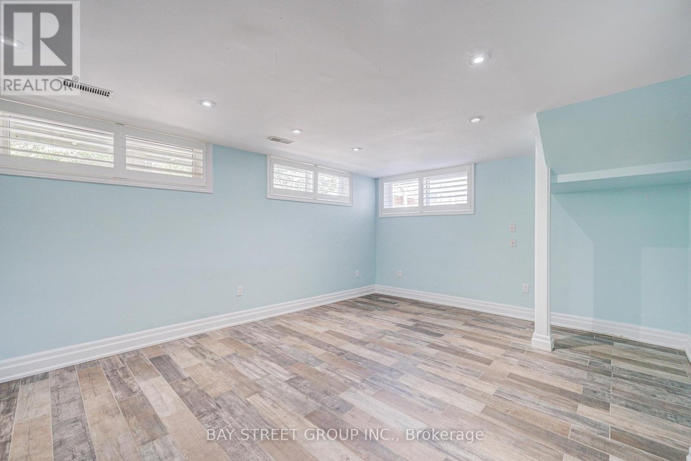 363 LAKESHORE ROAD W - Photo 39