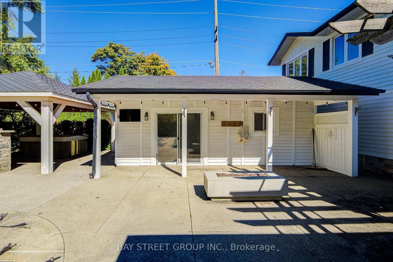 363 LAKESHORE ROAD W - Photo 42