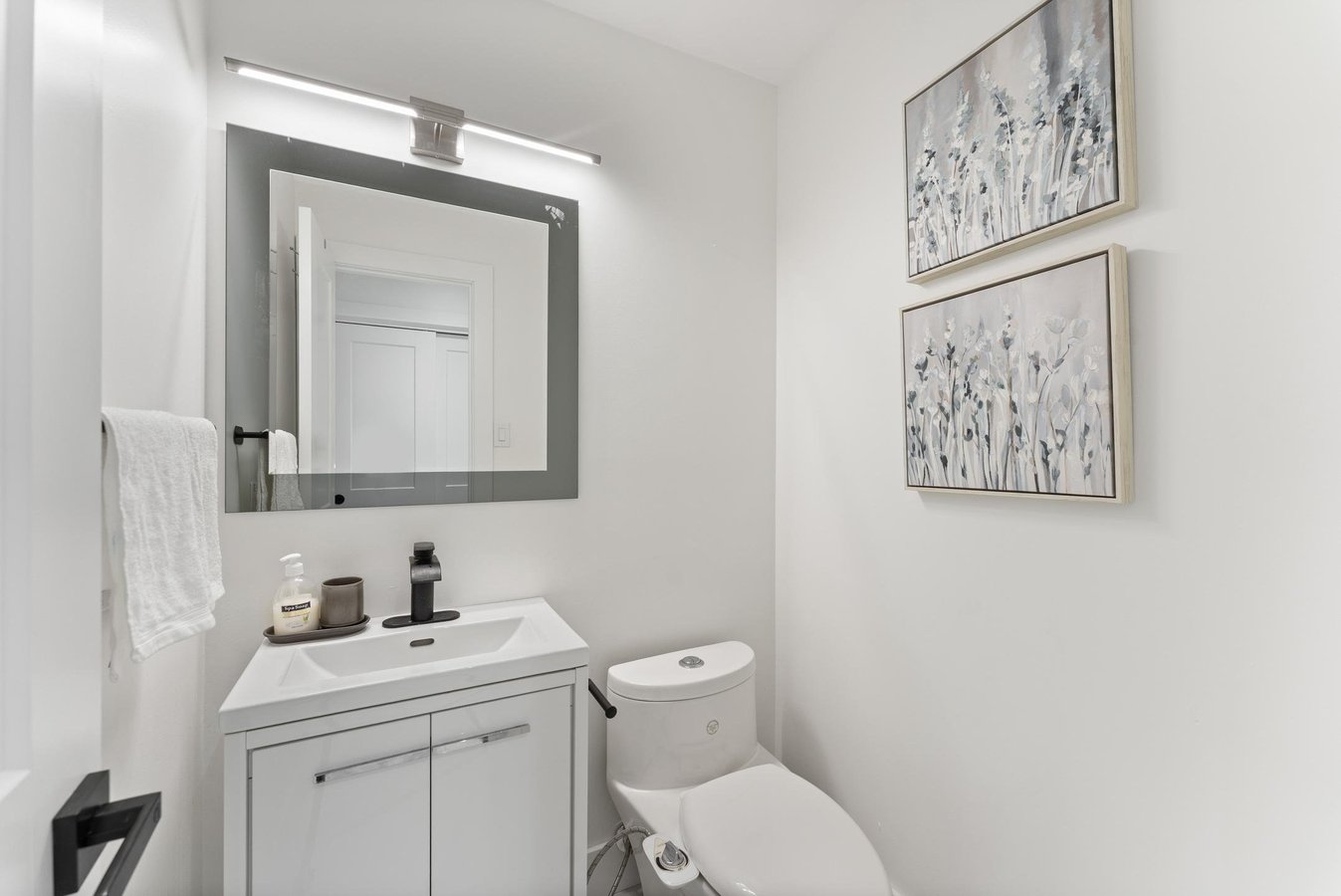 1186 Glenashton Drive - Photo 8