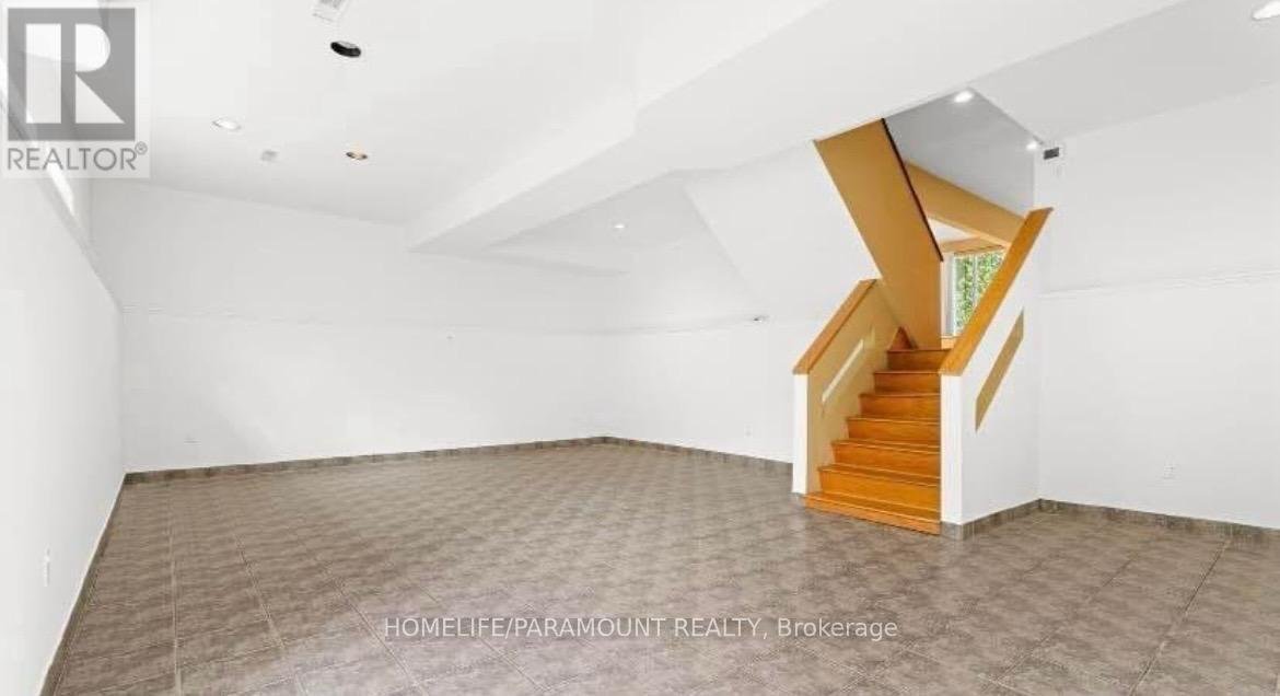 196 NELSON STREET W - Photo 5
