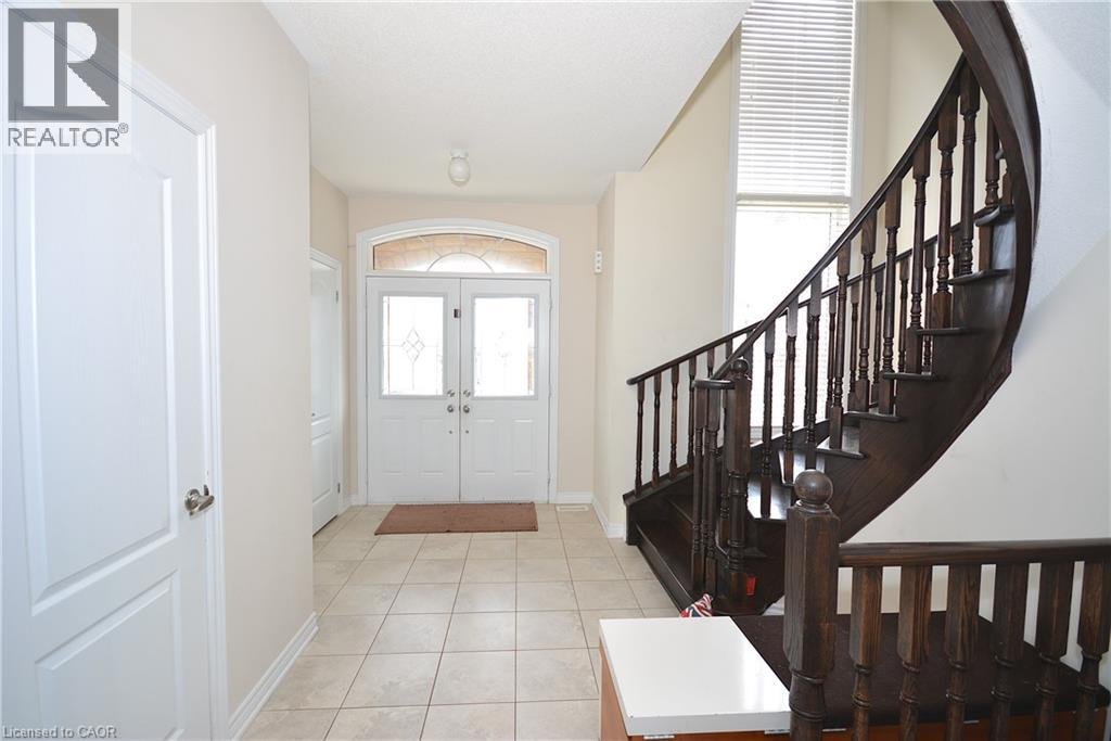 2105 FALLING GREEN Drive - Photo 3