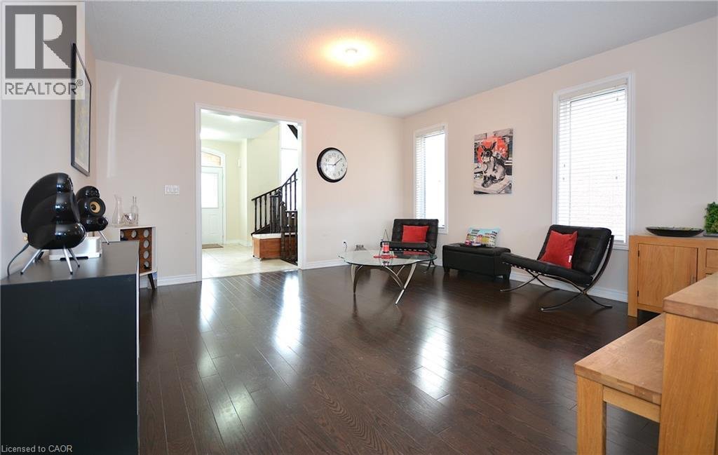 2105 FALLING GREEN Drive - Photo 5
