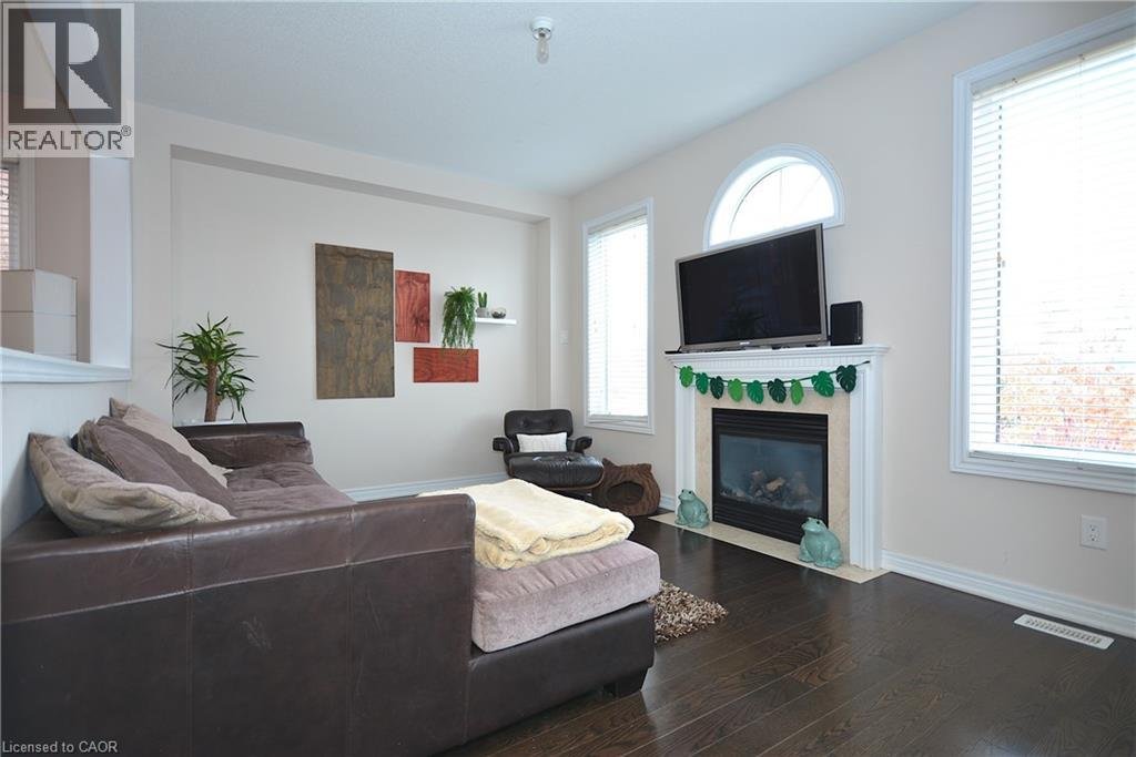 2105 FALLING GREEN Drive - Photo 7