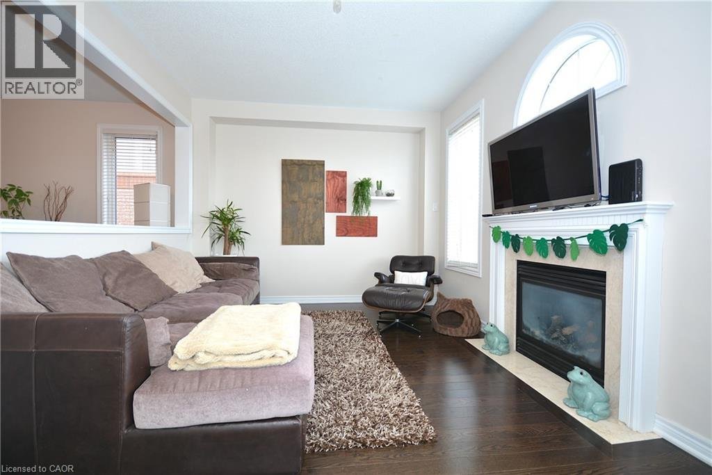 2105 FALLING GREEN Drive - Photo 9