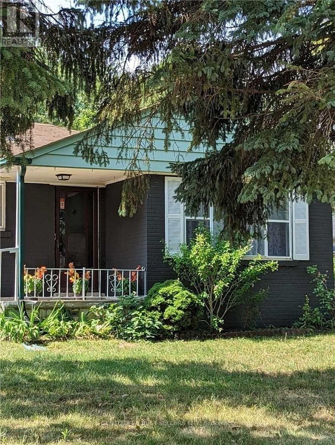 320 ASHBURY ROAD - Photo 2