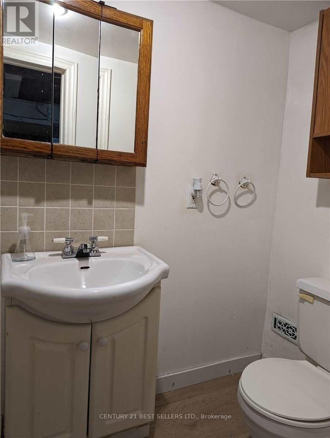 320 ASHBURY ROAD - Photo 4