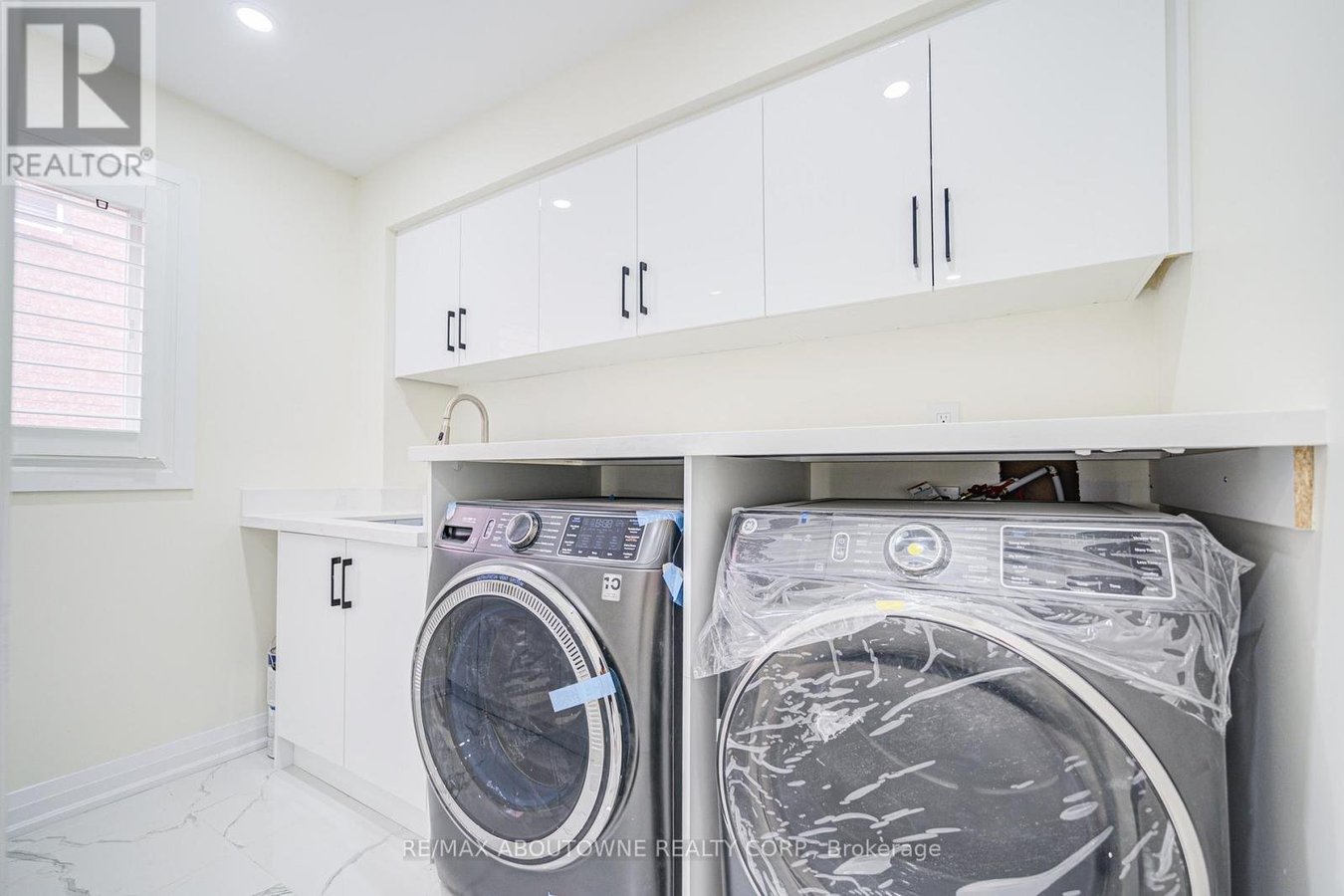 1126 BERKSHIRE COURT - Photo 8