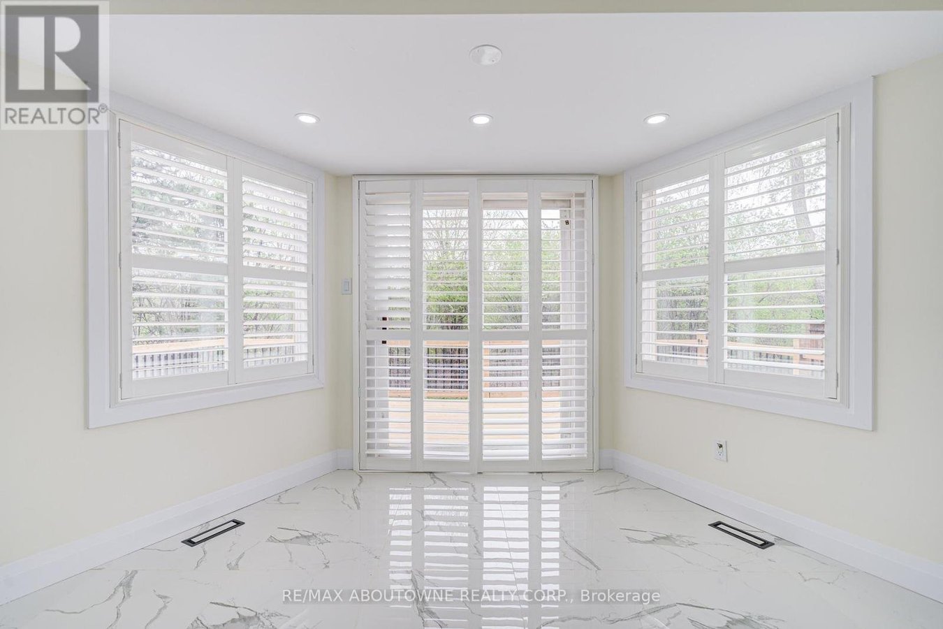 1126 BERKSHIRE COURT - Photo 16