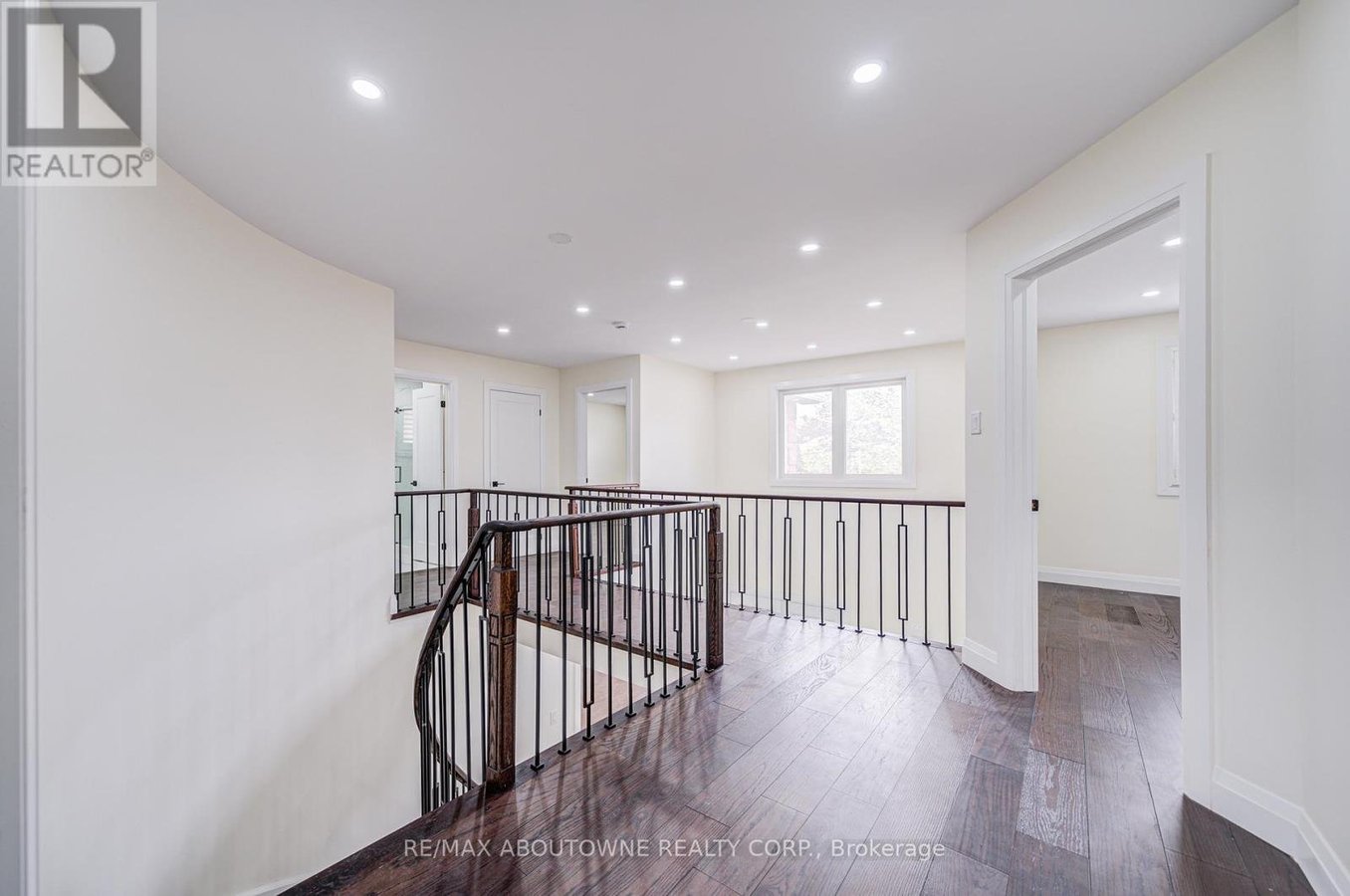 1126 BERKSHIRE COURT - Photo 19