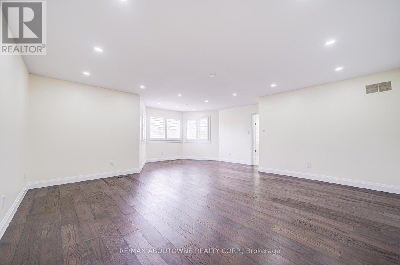 1126 BERKSHIRE COURT - Photo 21